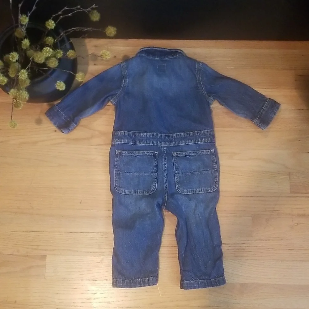 Baby GAP Denim  Overalls Coverall Jumpsuit  Romper one piece size 12-18 months